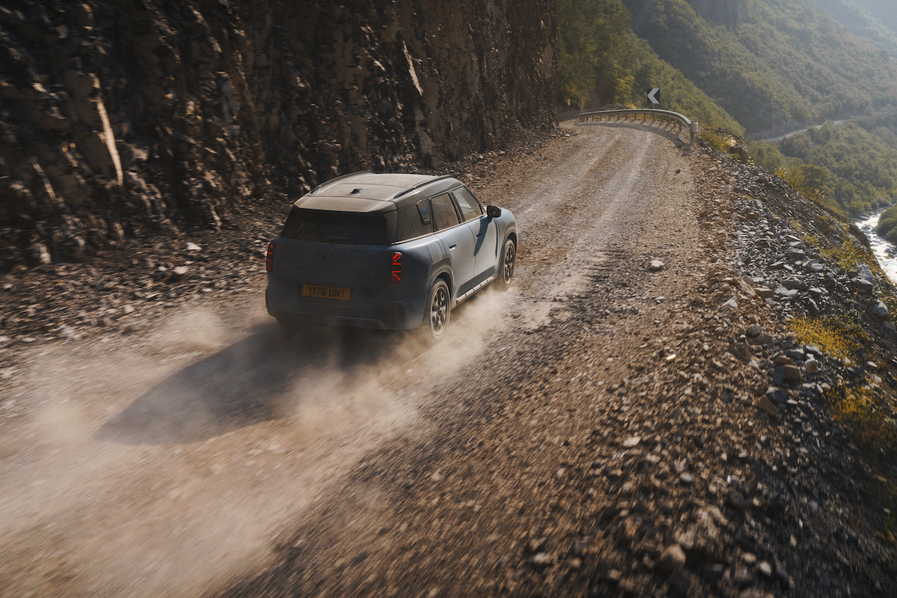 P90658351_highRes_mini-countryman-s-al